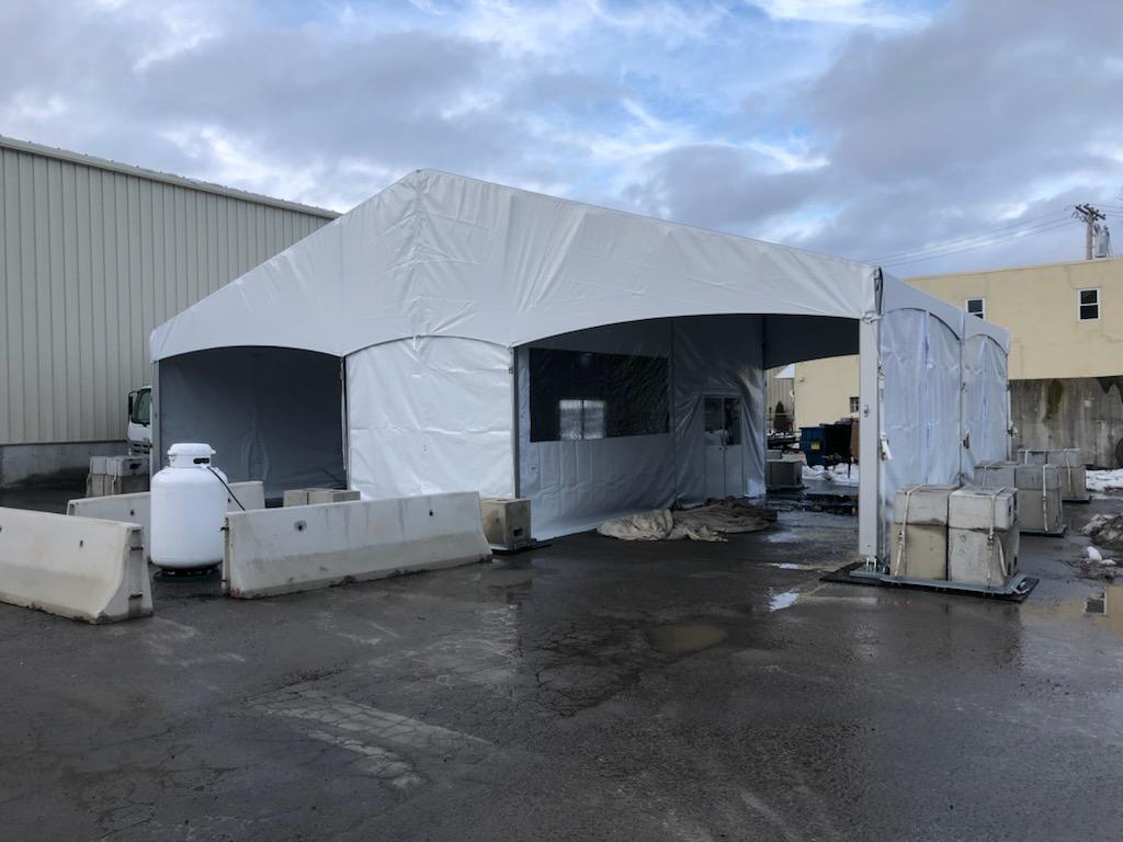 Emergency response tent setup for rapid deployment situations